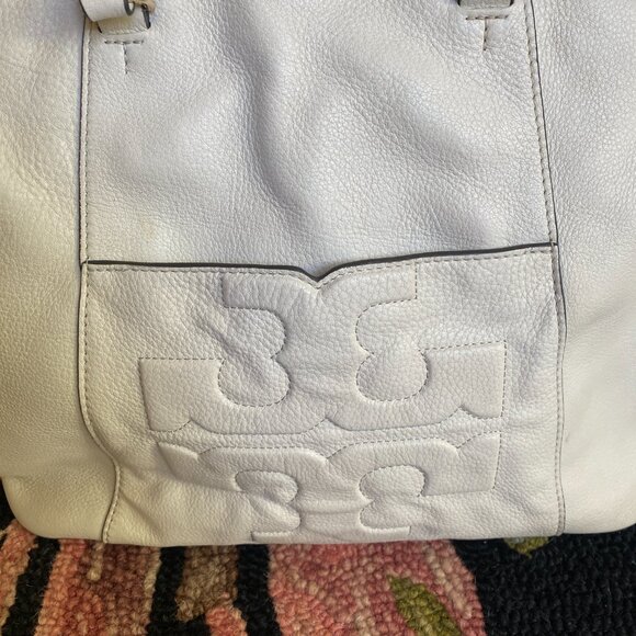 Tory Burch 'Medium Bombe T' Satchel in Soft White - Picture 4 of 12